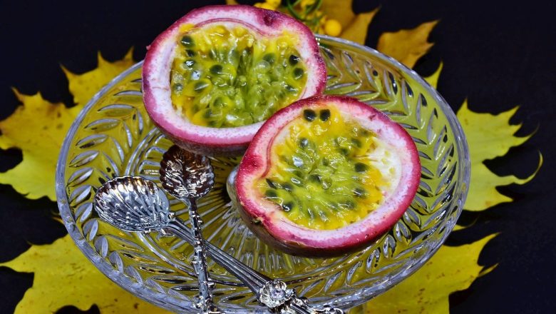 Hur Mycket Väger Innehållet i en Passionsfrukt?