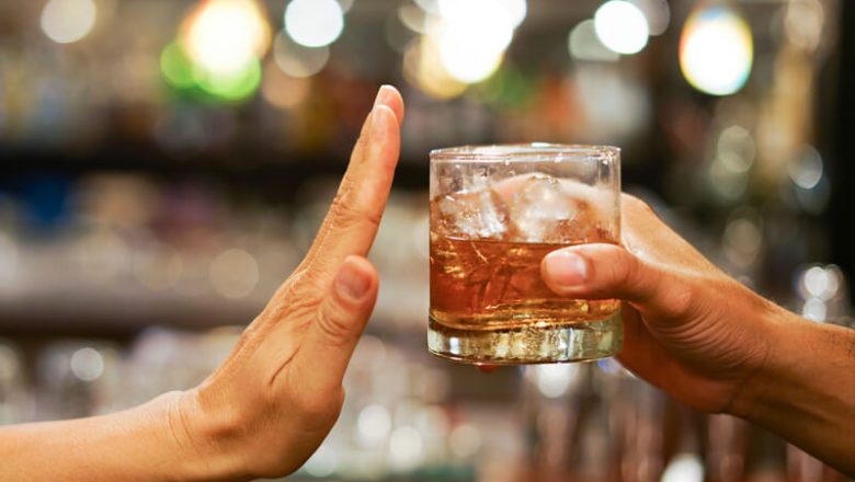 Fördelar med att sluta alkohol: Hur att sluta sprit hjälper kropp och själ
