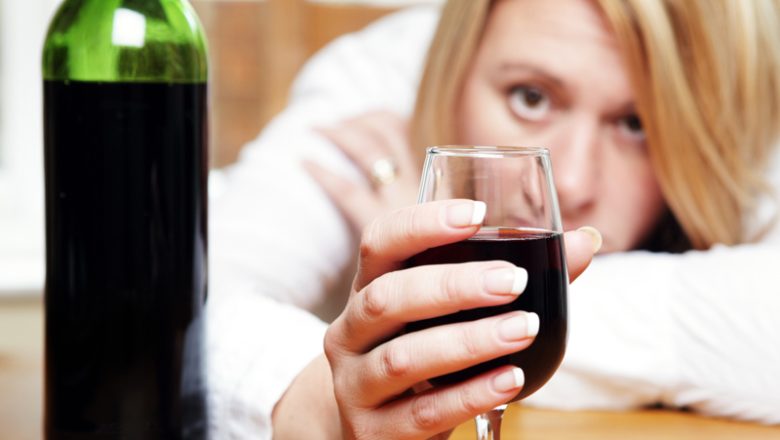 Nykter nyfiken: Tecken på att det kan vara dags att ta en paus från alkoholen