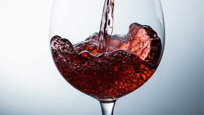 Australiska alkoholriktlinjer omprövar hur mycket som är säkert att dricka