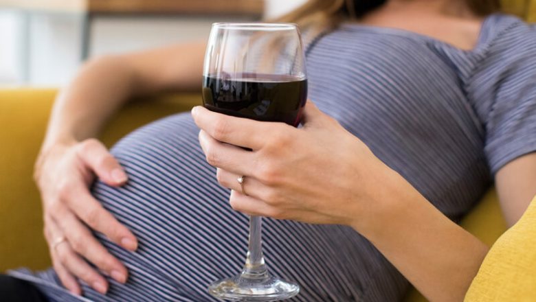Alkohol graviditet varningsetikett: Hur mycket kan du dricka när du är gravid?