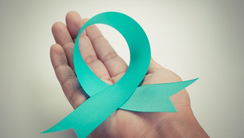 Månad för medvetenhet om äggstockscancer: Tecken, symtom, risker, behandling