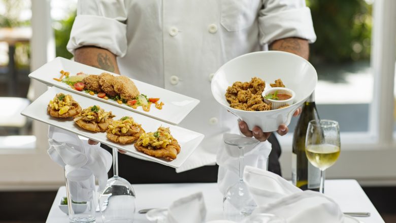 Make Dinner Parties Memorable With A Private Chef Catering Service